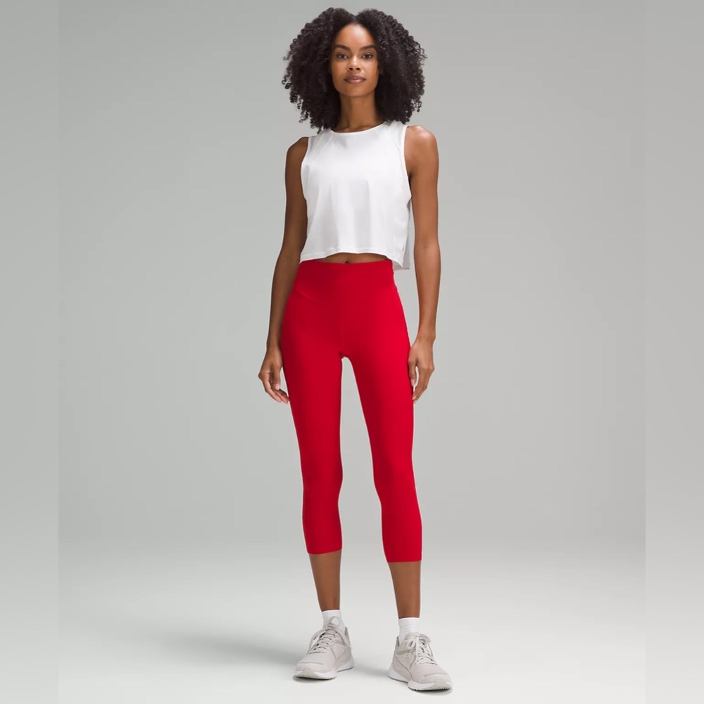Base Pace High-Rise Crop 23"